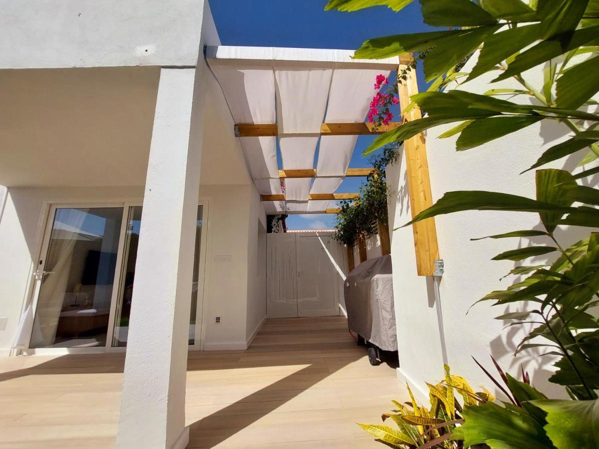 Bungalow De Diseno Hidromasajes Terraza Y Piscina. San Bartolomé Luaran gambar